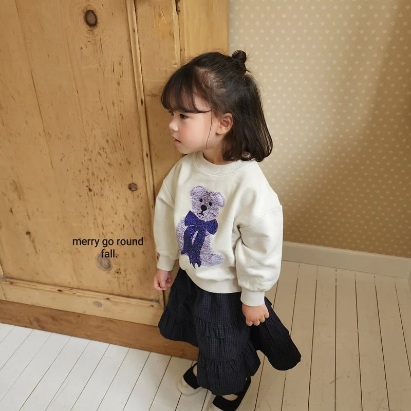 Merry Go Round - Korean Children Fashion - #stylishchildhood - Hug Sweatshirt - 6