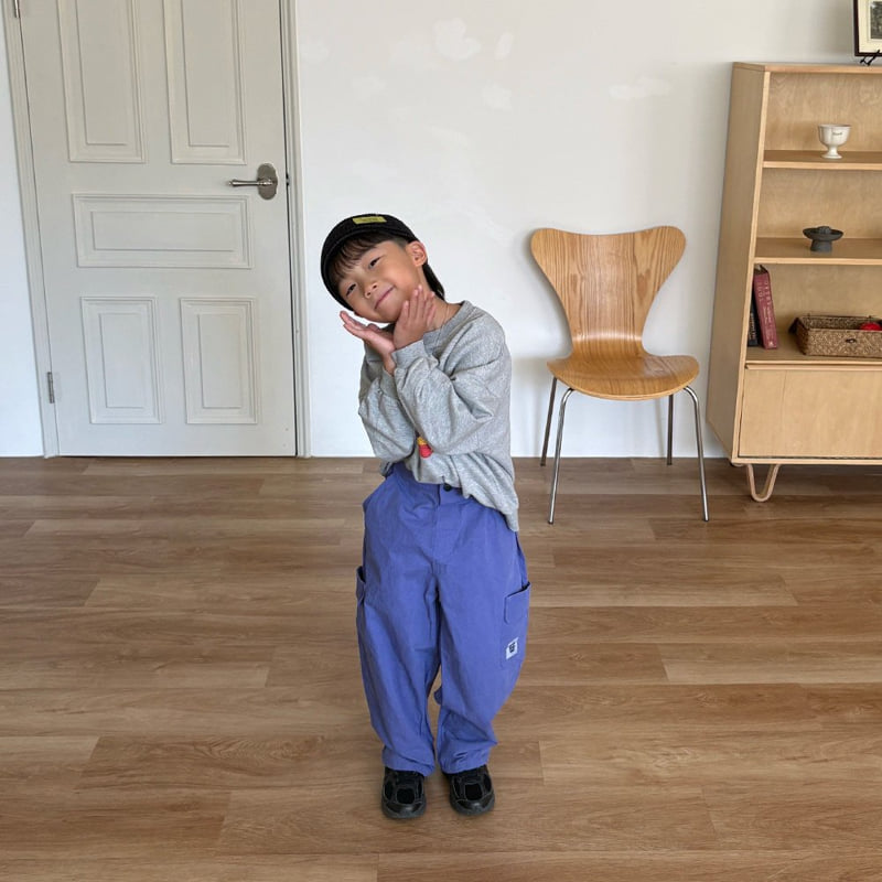 Middle Name - Korean Children Fashion - #kidsshorts - Ga Pigment Sweatshirt - 8