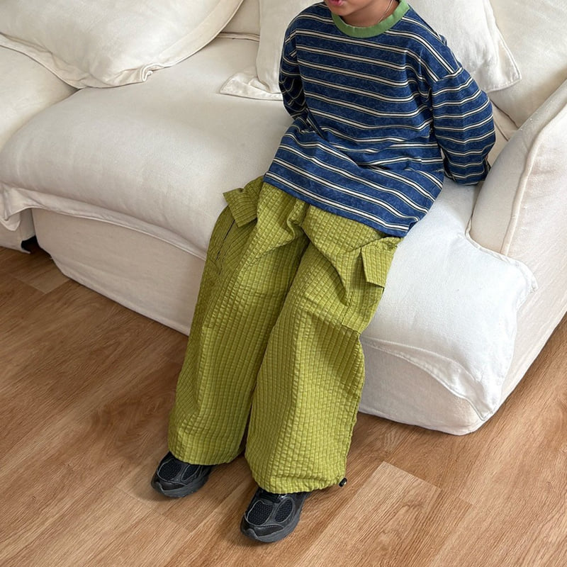 Middle Name - Korean Children Fashion - #prettylittlegirls - Cargo Embossed Check Pants - 5