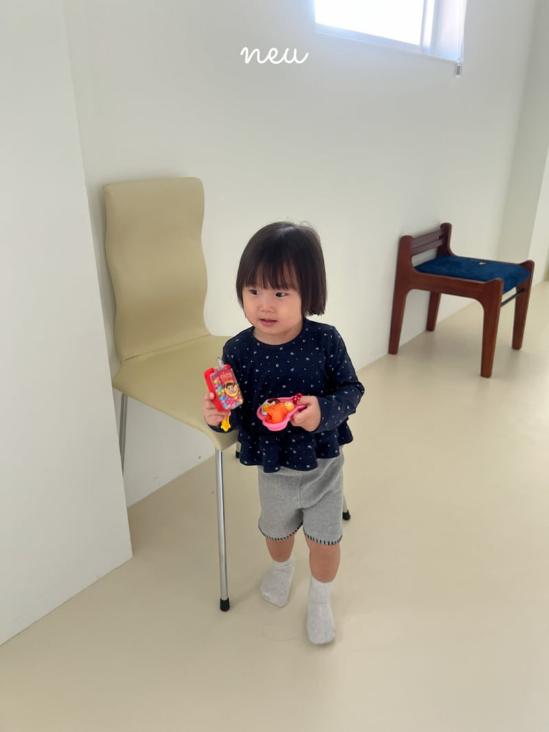 Neu - Korean Children Fashion - #littlefashionista - Flower Cancan Tee - 5