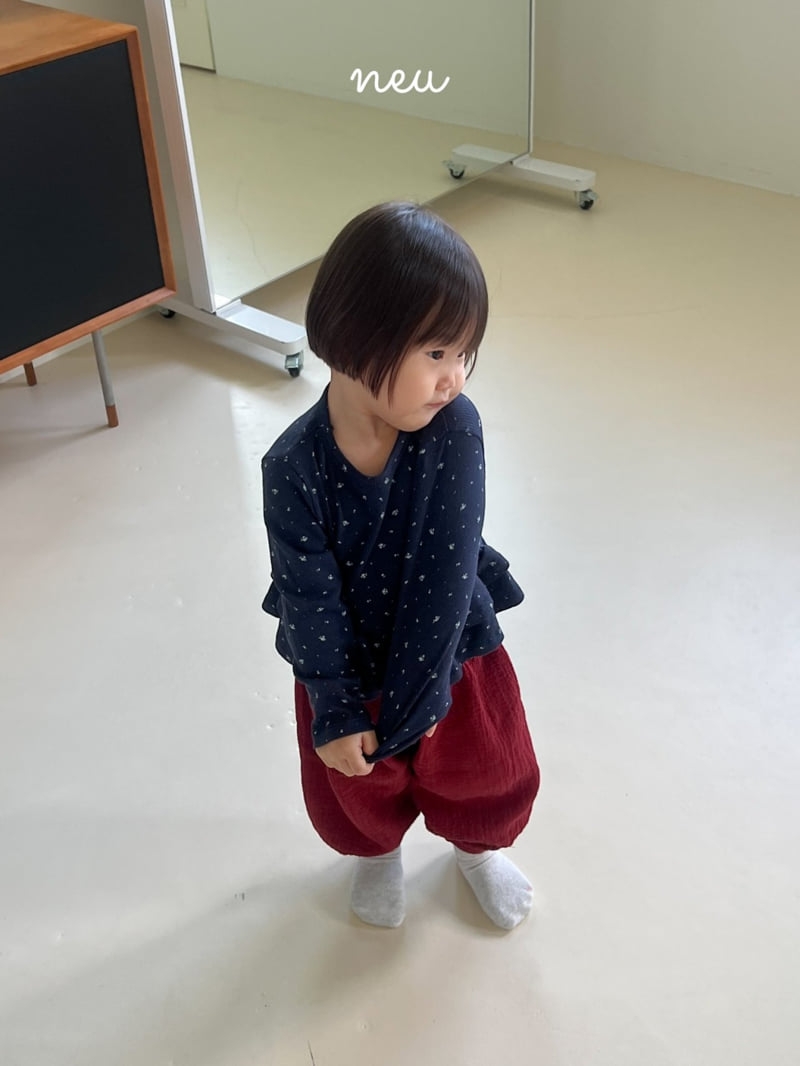 Neu - Korean Children Fashion - #stylishchildhood - Flower Cancan Tee - 11