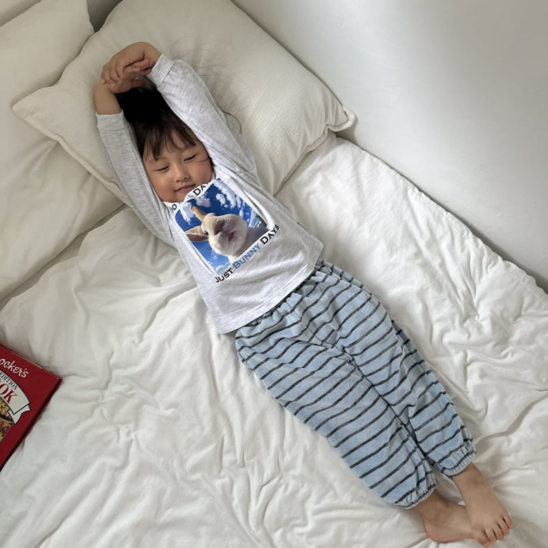 Night Bebe - Korean Children Fashion - #discoveringself - Flying Rabbit Long Sleeve Tee - 10
