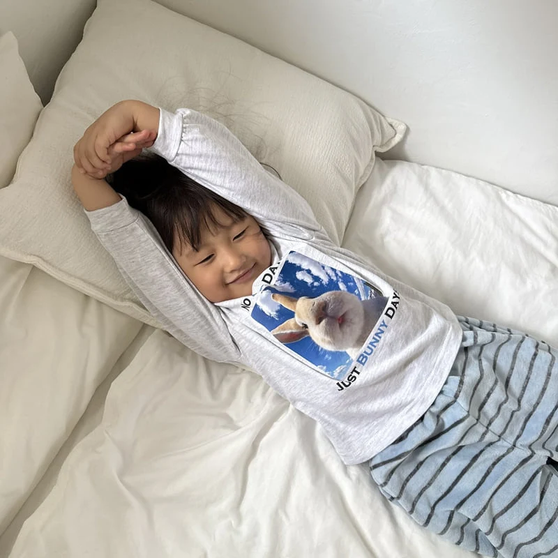 Night Bebe - Korean Children Fashion - #kidsshorts - Flying Rabbit Long Sleeve Tee - 12