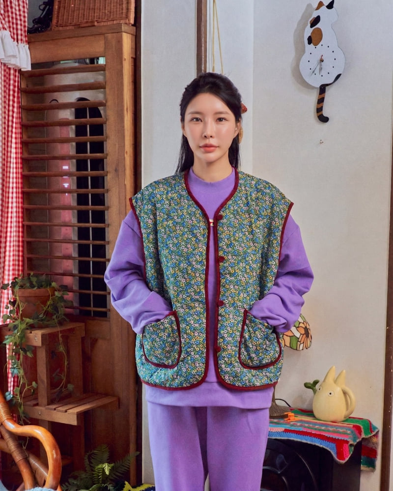 Oott Bebe - Korean Women Fashion - #momslook - Grandma Kimjang Vest (Adult) - 7