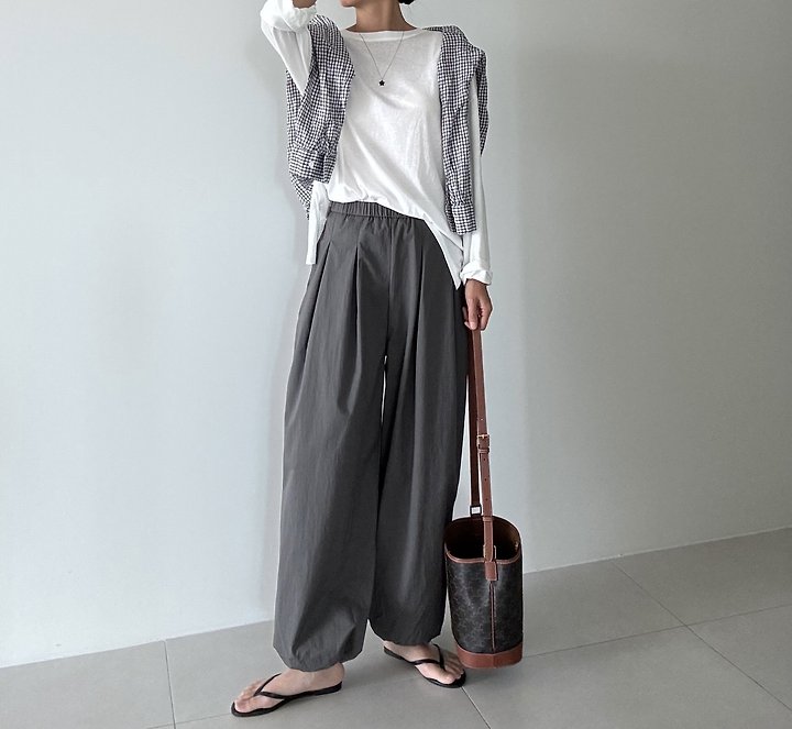 Ripple - Korean Women Fashion - #momslook - Rookie Harem Pants - 2