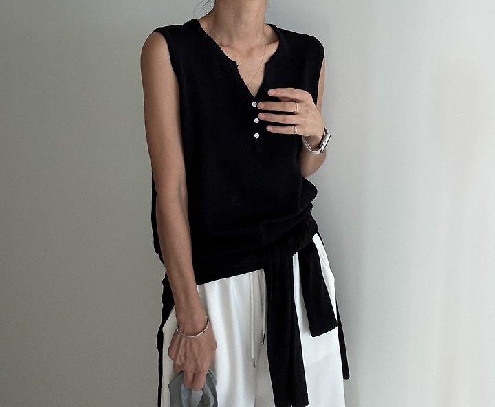 Ripple - Korean Women Fashion - #momslook - Johnny Button Knit - 3