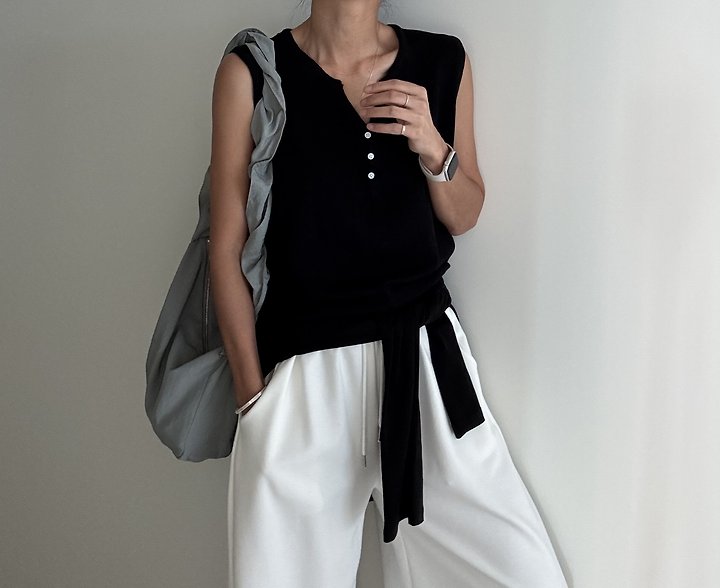 Ripple - Korean Women Fashion - #momslook - Johnny Button Knit - 4
