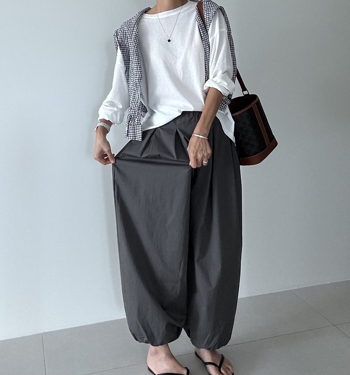 Ripple - Korean Women Fashion - #womensfashion - Rookie Harem Pants - 3