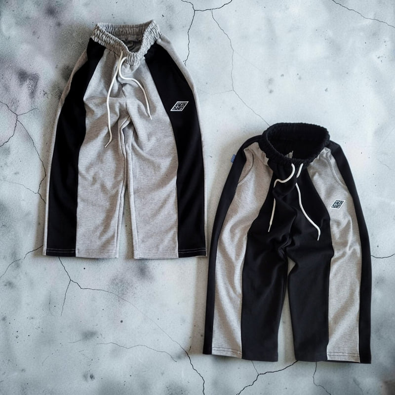 Black Label Color Block Wide Pants by Riwoo Riwoo for Child - view 1