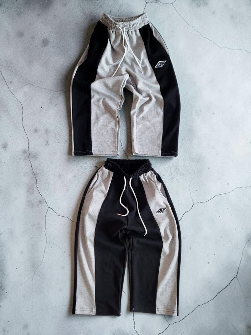 Black Label Color Block Wide Pants by Riwoo Riwoo for Child - view 2