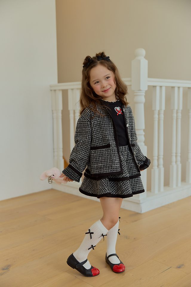 Sera - Korean Children Fashion - #fashionkids - Mini Heart Neck Tee - 12