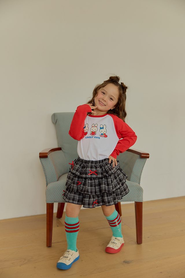Sera - Korean Children Fashion - #kidsshorts - Petite Raglan Tee - 6