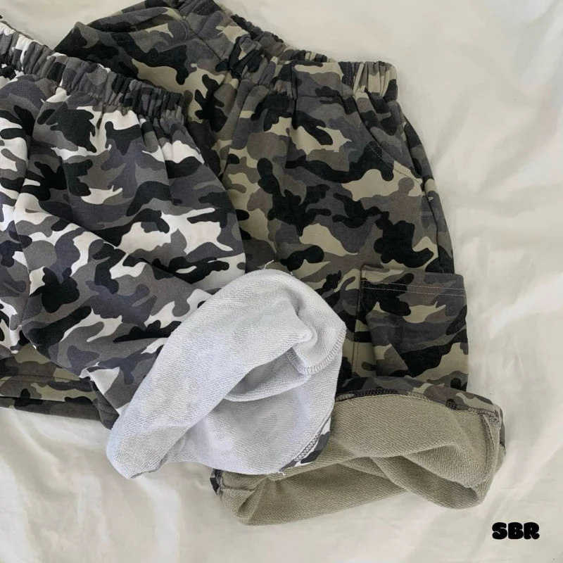Soboroo - Korean Children Fashion - #kidsstore - Midi Camo Pants - 10