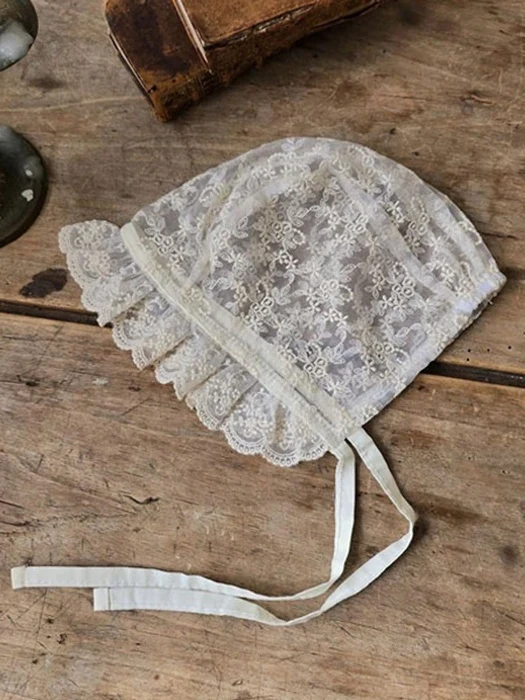 Lace Frill Bonnet Lace Frill Bonnet by Choucream for Baby - catalog view