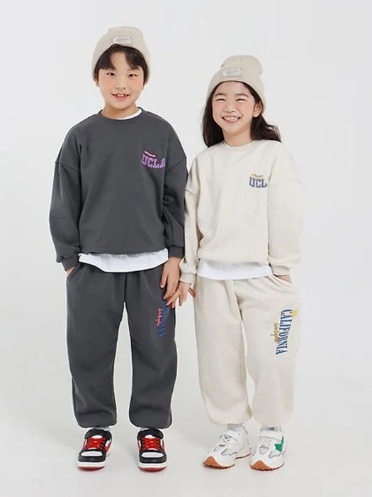 UC Top & Bottom Set UC Top & Bottom Set by Ggomenge for Child - catalog view