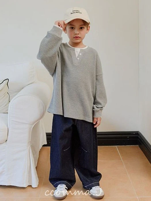In & Out Star Pants-Dark-Denim (S~2XL) In & Out Star Pants-Dark-Denim (S~2XL) by Ccommaj for Child - catalog view