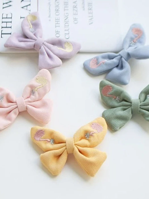 Lovely Swan Hair Clip Set Lovely Swan Hair Clip Set by Choco Maru for Child - catalog view