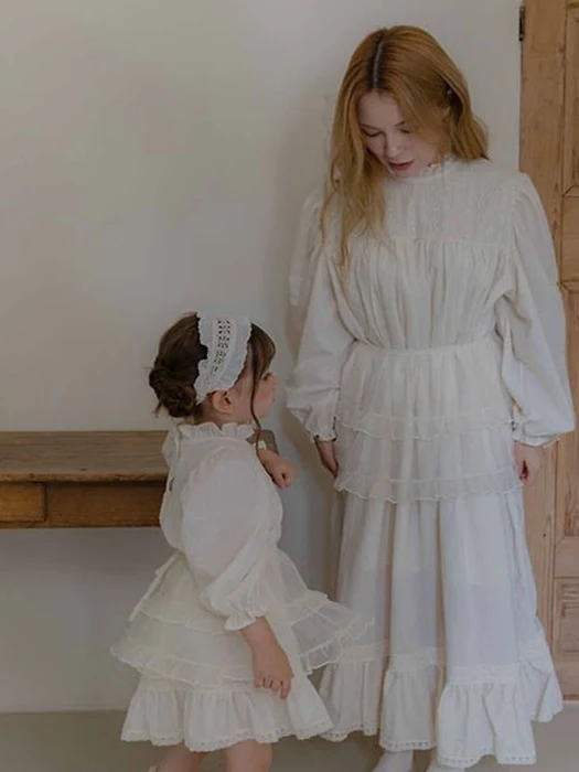 Mom) Organza Frill Apron Mom) Organza Frill Apron by Oren for Mom + child - catalog view