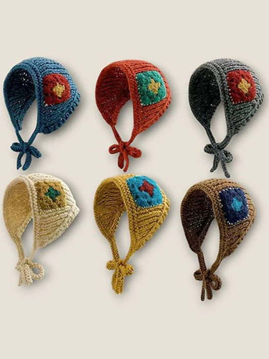 Cozy Contrast Bonnet by Dudie for Child - catalog view