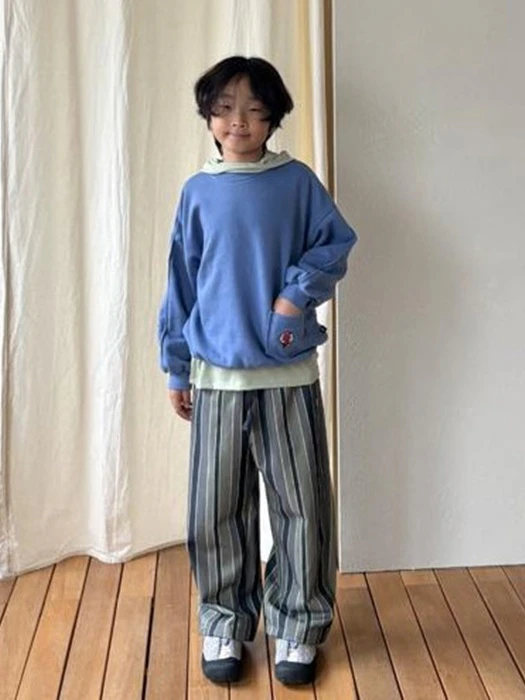 Bold Pocket Sweatshirt Bold Pocket Sweatshirt by Scoop for Child - catalog view