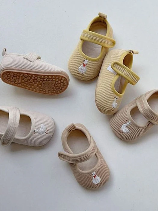 Small Duck Embroidery Shoes Small Duck Embroidery Shoes by Ante J for Baby - catalog view