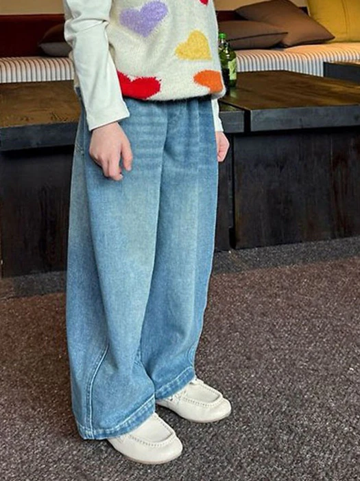 Simple Loose Denim Pants Simple Loose Denim Pants by Ante J for Child - catalog view
