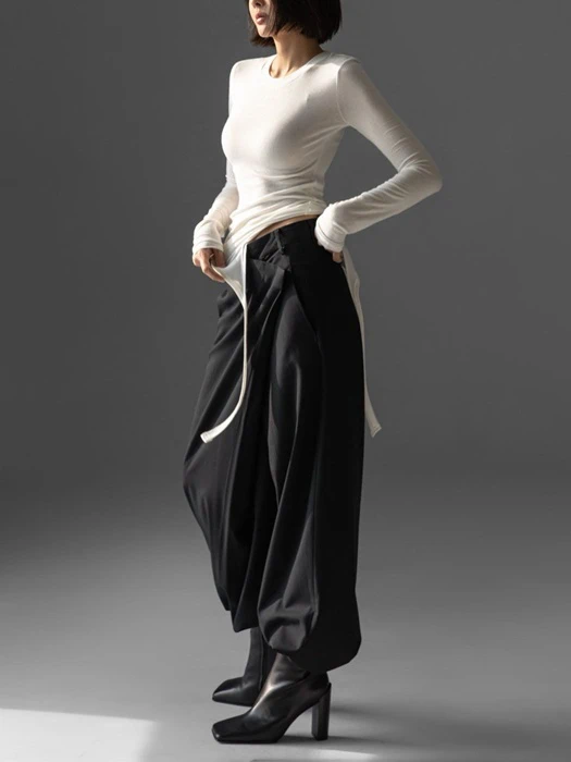 Unbalanced Hem Line Detail Slim Long Sleeved Tee Unbalanced Hem Line Detail Slim Long Sleeved Tee by Paper Moon for Women - catalog view