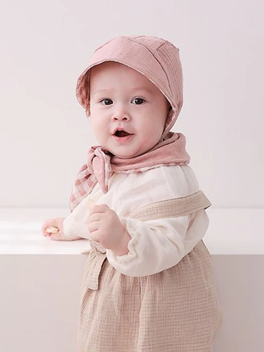 Baby Gauze Bonnet Baby Gauze Bonnet by Apple Cat for Baby - catalog view