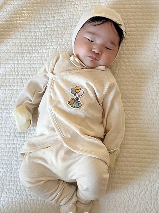 Ott Balloon Newborn Top Ott Balloon Newborn Top by Oott Bebe for Baby - catalog view