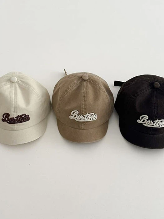 Letter Boston Cap Letter Boston Cap by Miso for Baby - catalog view