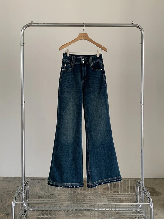 Raw Edge Boots Cut Denim Pants Raw Edge Boots Cut Denim Pants by Vive L for Women - catalog view