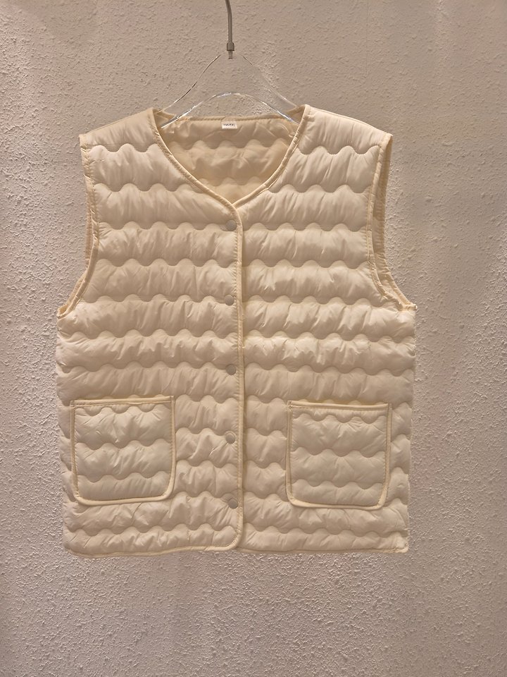 Quilting Vest by Another Plan for Women - view 1