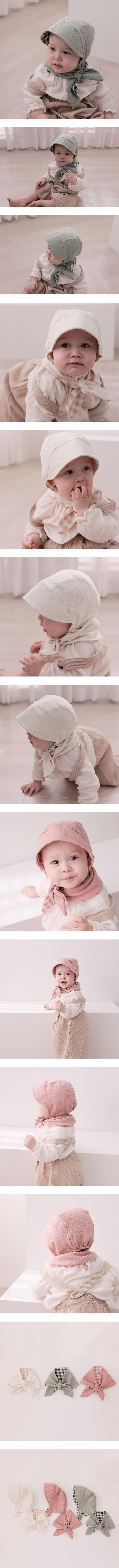 Baby Gauze Scarf by Apple Cat for Baby - view 1