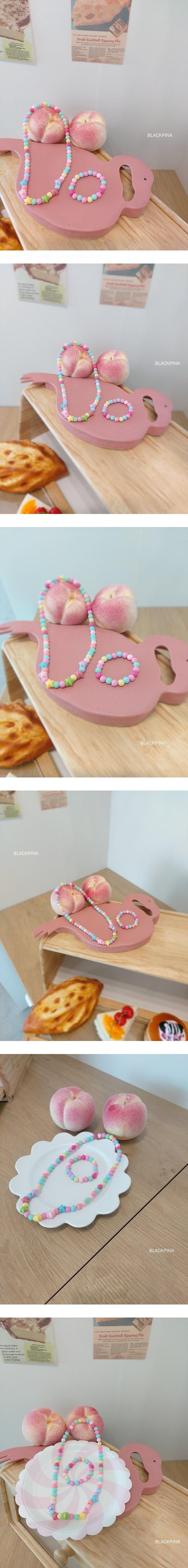 Star Necklace & Bracelet Set by Black Pink for Child - view 1