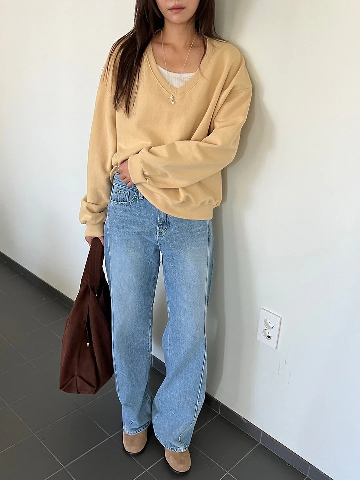 V Sweatshirt by Diana for Women - view 1