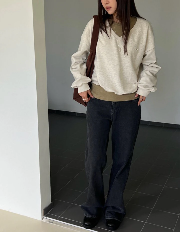 V Sweatshirt by Diana for Women - view 3