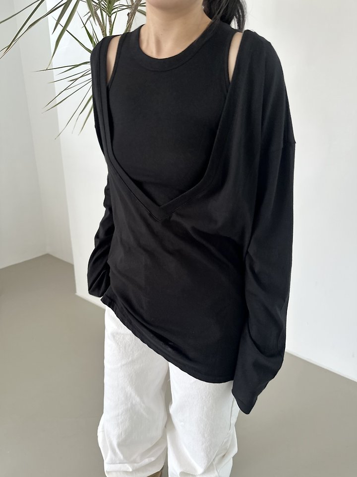 Moment Deep V-Neck Tee by Dress U for Women - view 10