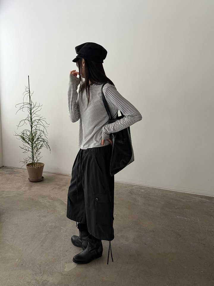 How 3/4 Cargo Pants by Foset for Women - view 8