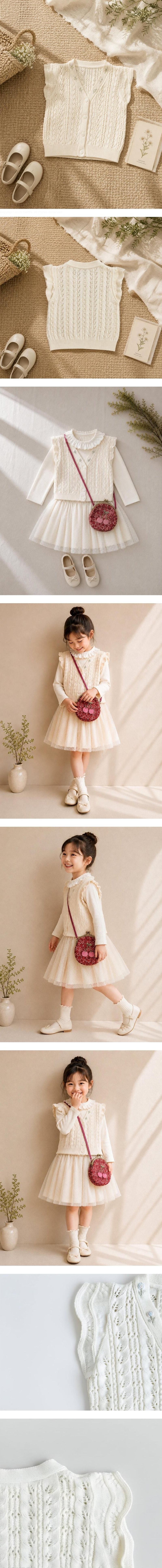 Blanc Flower Vest by Hanacoco for Child - view 1