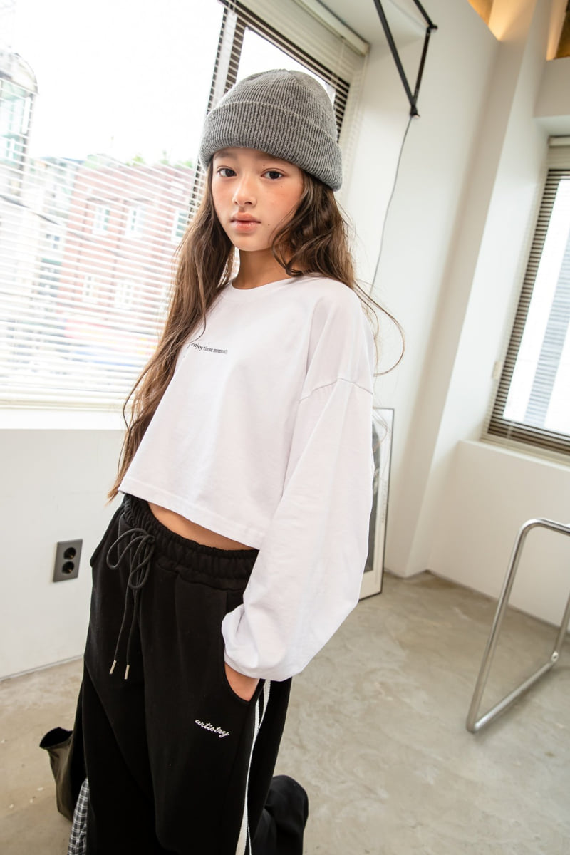Luar Crop Tee by I Love Jesus for Child - view 6