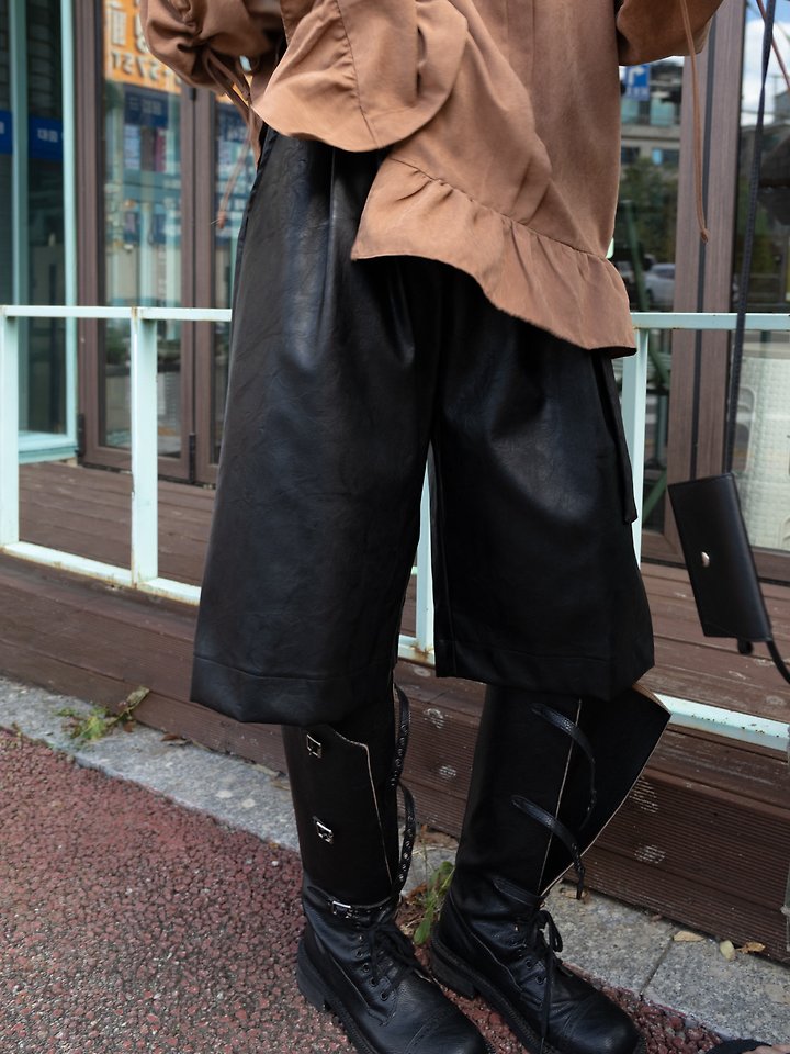 Leather Belted Bermuda Trousers by Inssense for Women - view 4