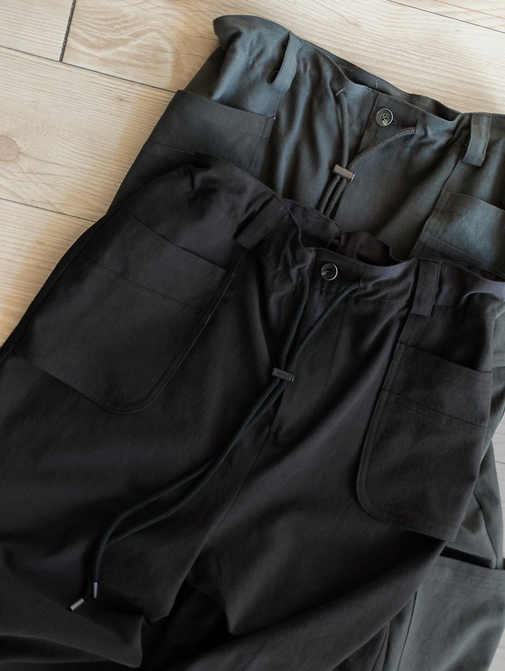 Peach-Washed Multi-Pocket Cargo Wide Pants by Inssense for Women - view 7