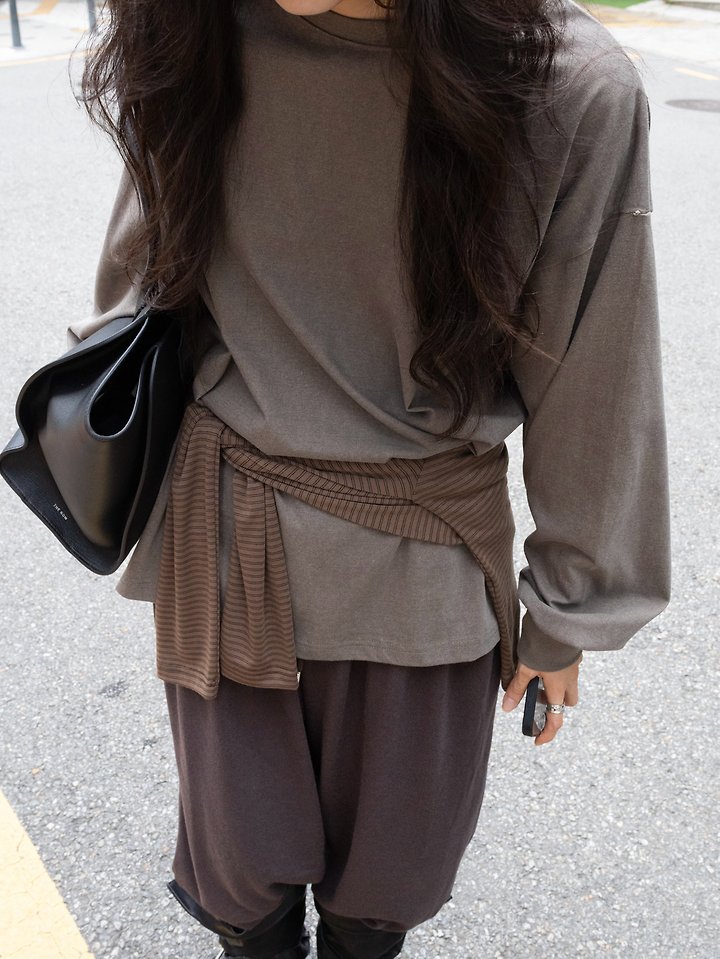 Oversized Pigment Open-Back Sweat T by Inssense for Women - view 3