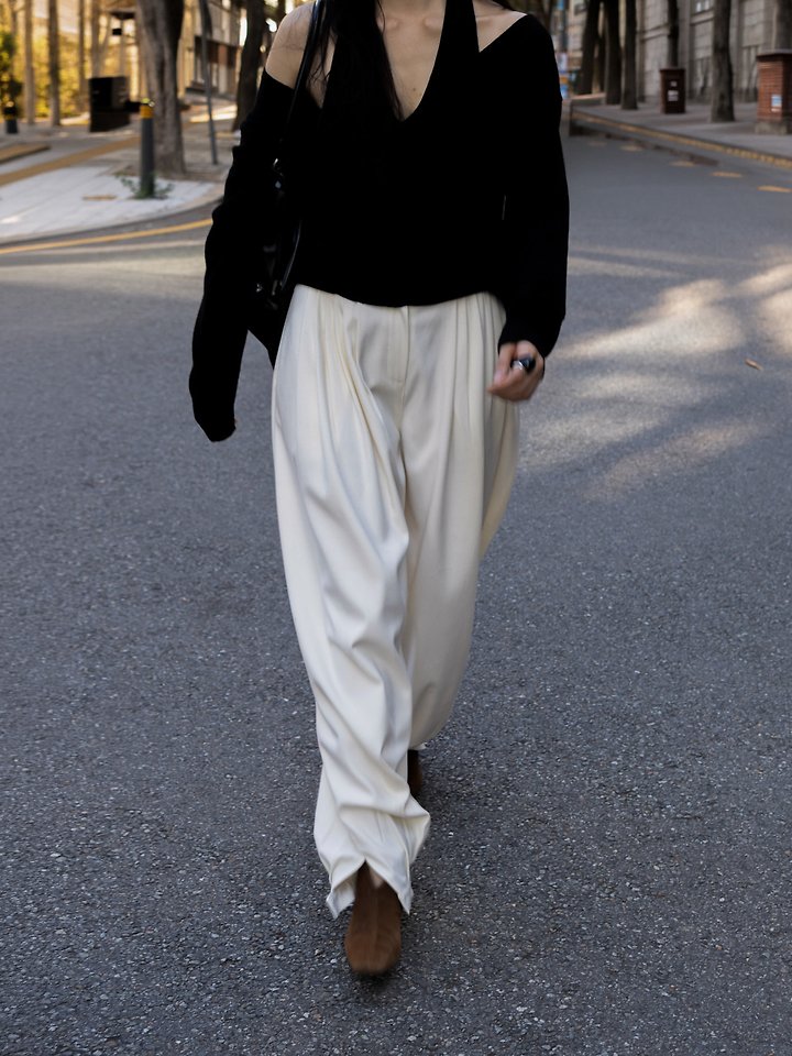 Wool Blended Pleated Pintuck Wide Harem Pants by Inssense for Women - view 1