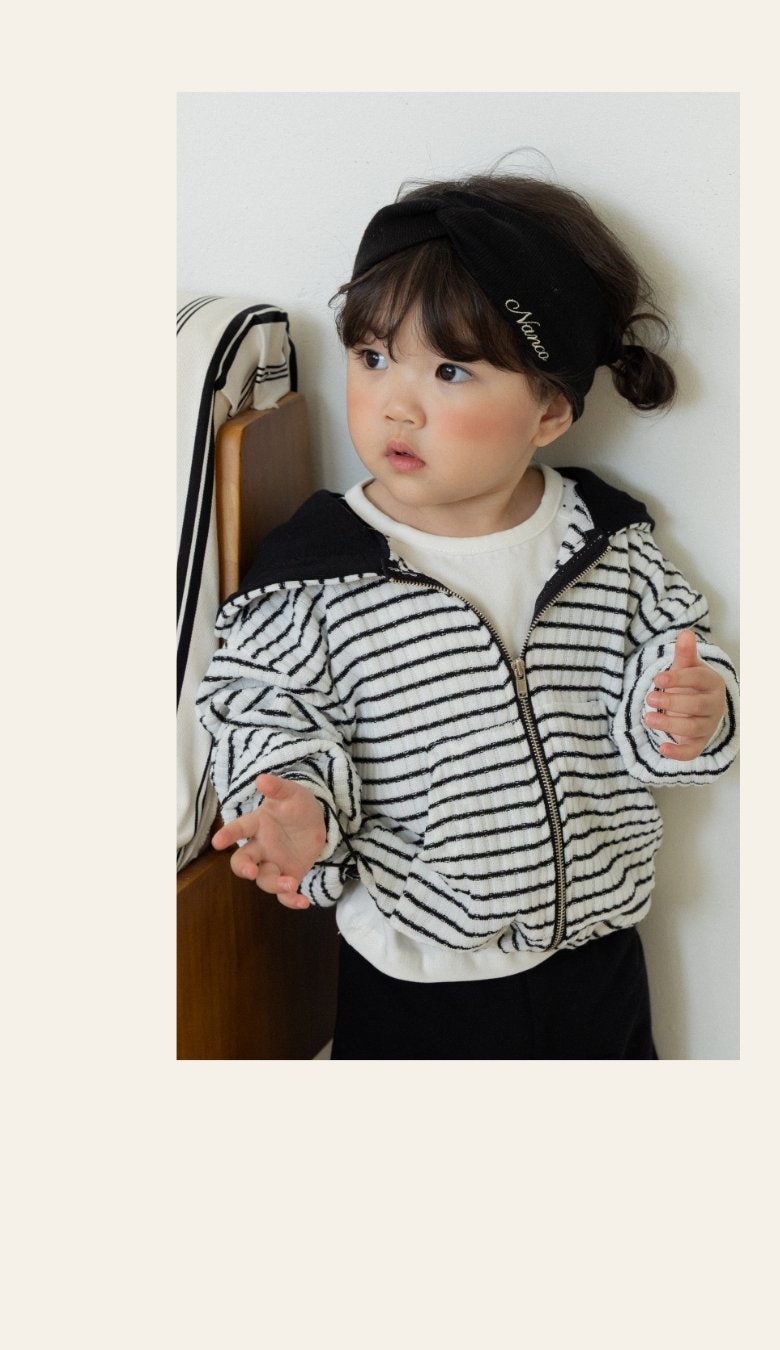 Soft Hood Zip-up by Kikimora for Child - view 8