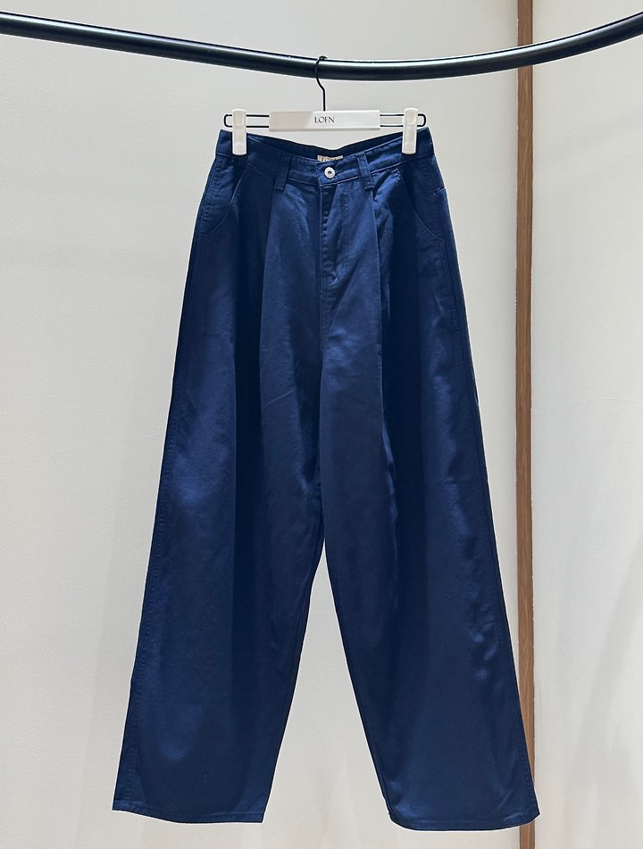 Heavis Jeans by Lofn for Women - view 1