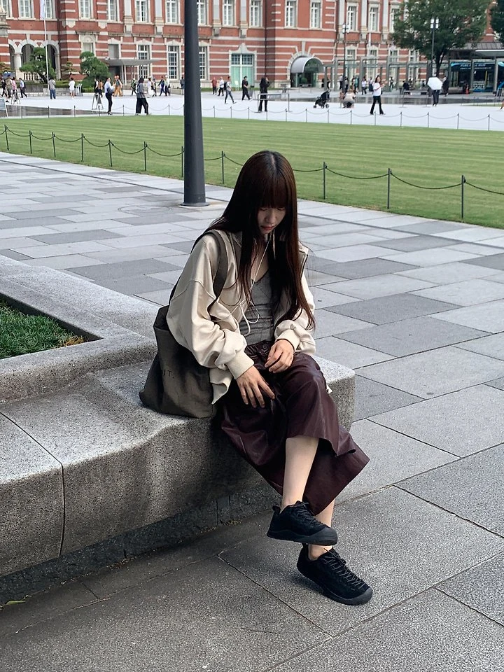 Lamb Bermuda Pants by Logarden for Women - view 5