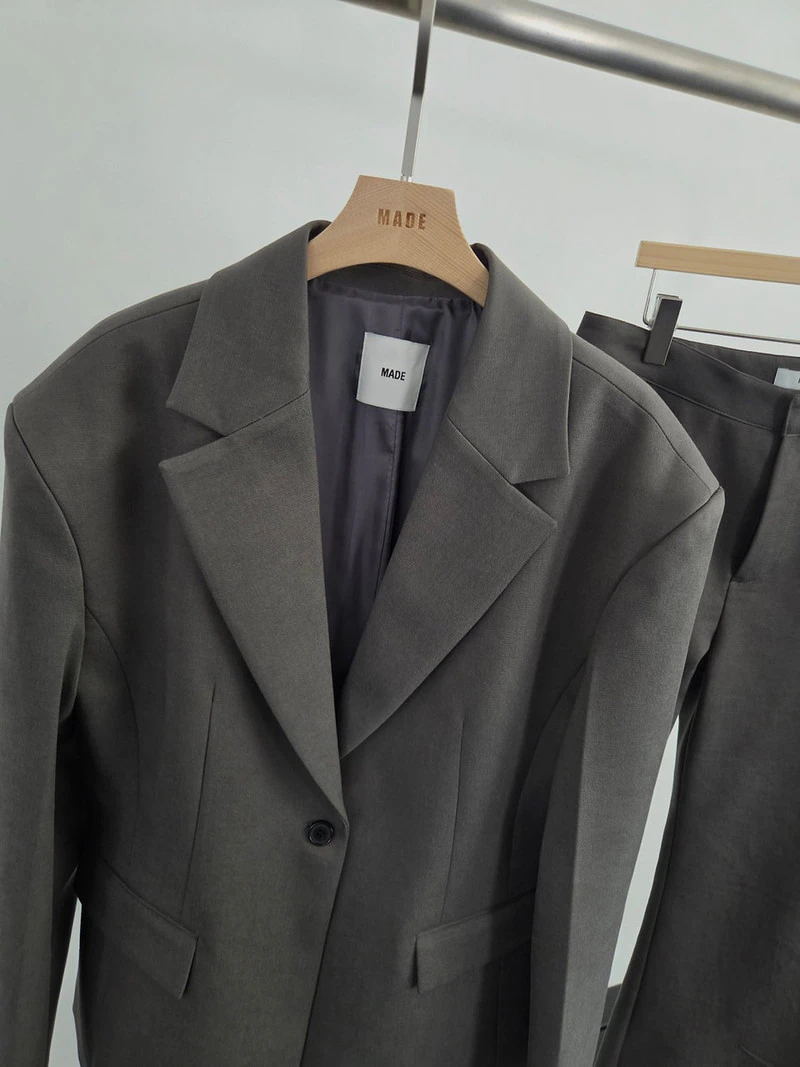 Void Jacket by Made for Women - view 11