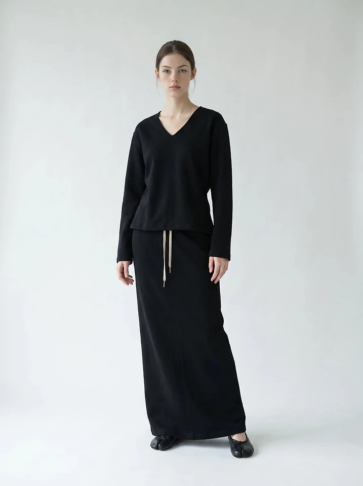 Flat V-Neck Tee + Flat Long Skirt by Merry J for Women - view 2