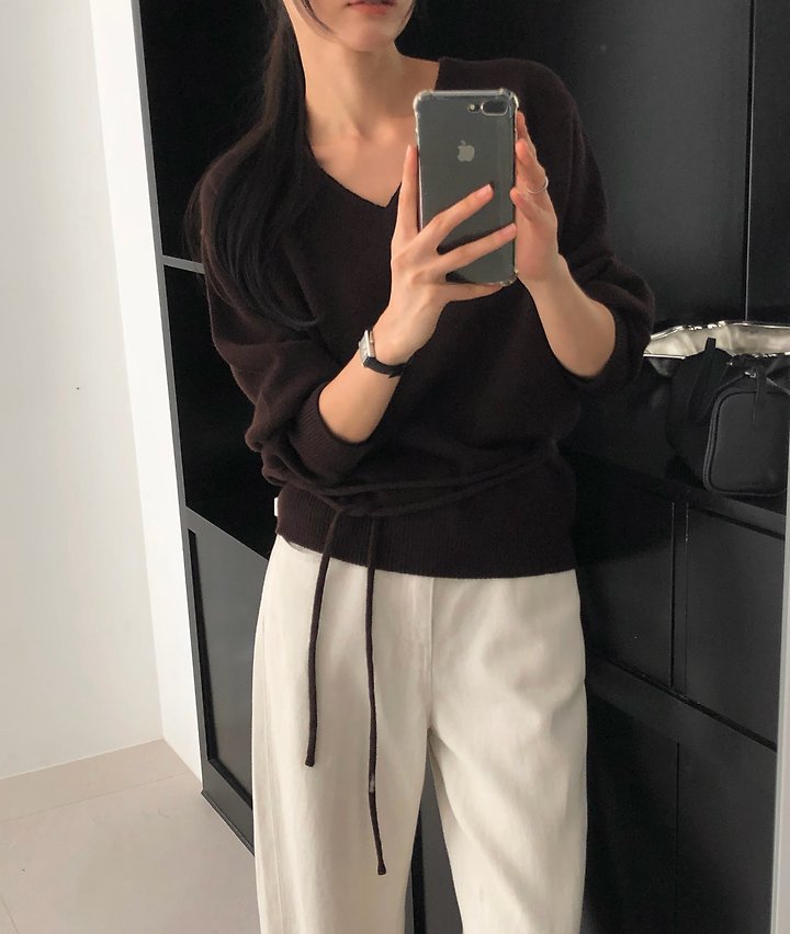 wool cashmere V neck lobe knit by Moani for Women - view 7